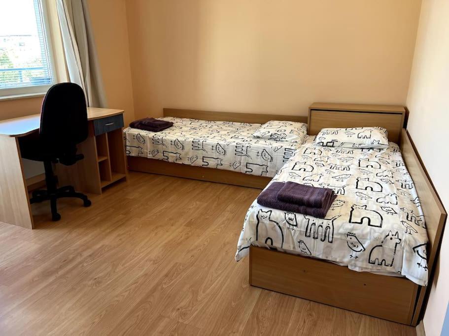 Apartment Lovely Spacious 3br Just Outside Of Centre
