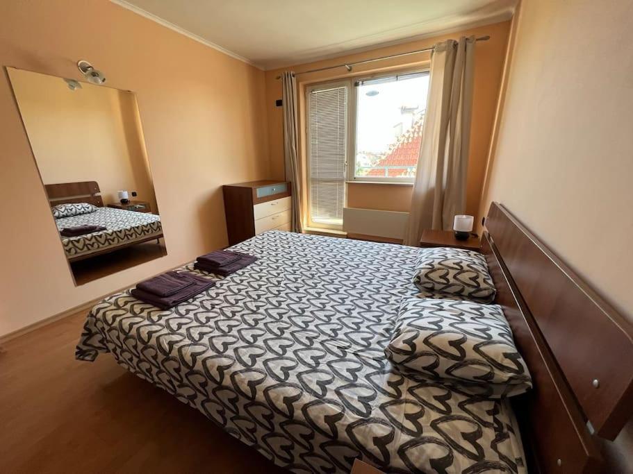 Lovely Spacious 3br Just Outside Of Centre